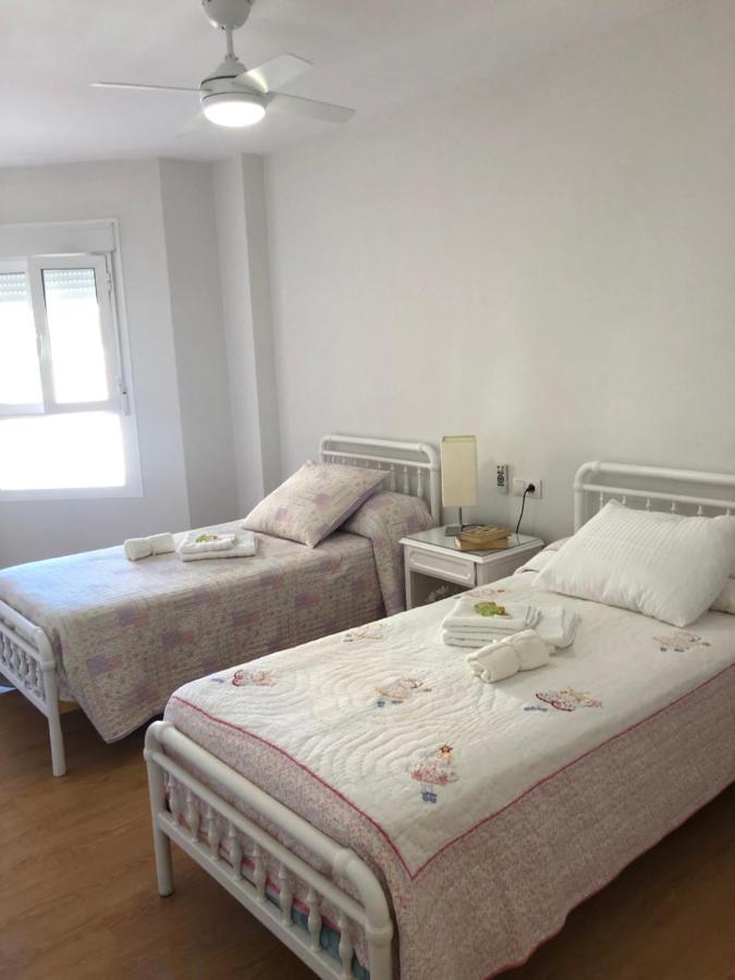 Malaga Playa Centro Ideal Familia Y Amigos Εξωτερικό φωτογραφία